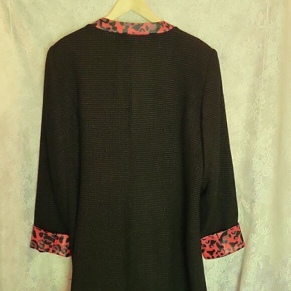 Ashro Black Trench Coat with Faux Red Leopard Print Trim, Gold Threading Size 20 - Picture 7 of 14